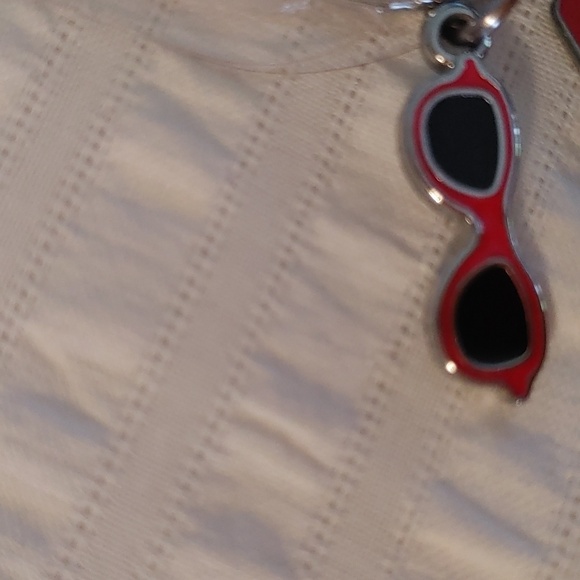 🇨🇦3 For $20🇨🇦NWT BAG CHARM/ KEYCHAIN - Picture 2 of 6